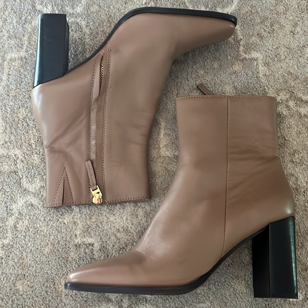 New. Reiss Casey Leather Square Toe Heel Boot size 7 US